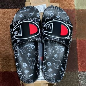 Champion IPO DOODLE Slides Size US Youth 7